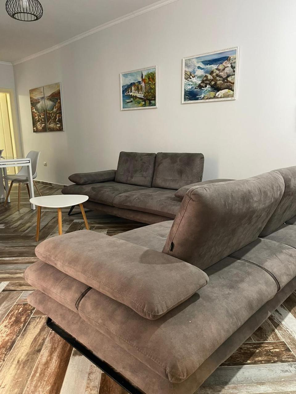 House * Himare